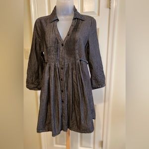 Miley Sirus - MAX AZRIA Gray denim look mini dress, Size: M see measurements